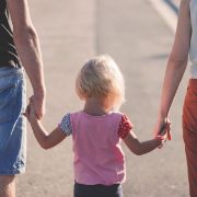 family-1866868_1920.jpg